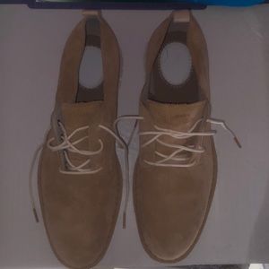 Men’s shoes
